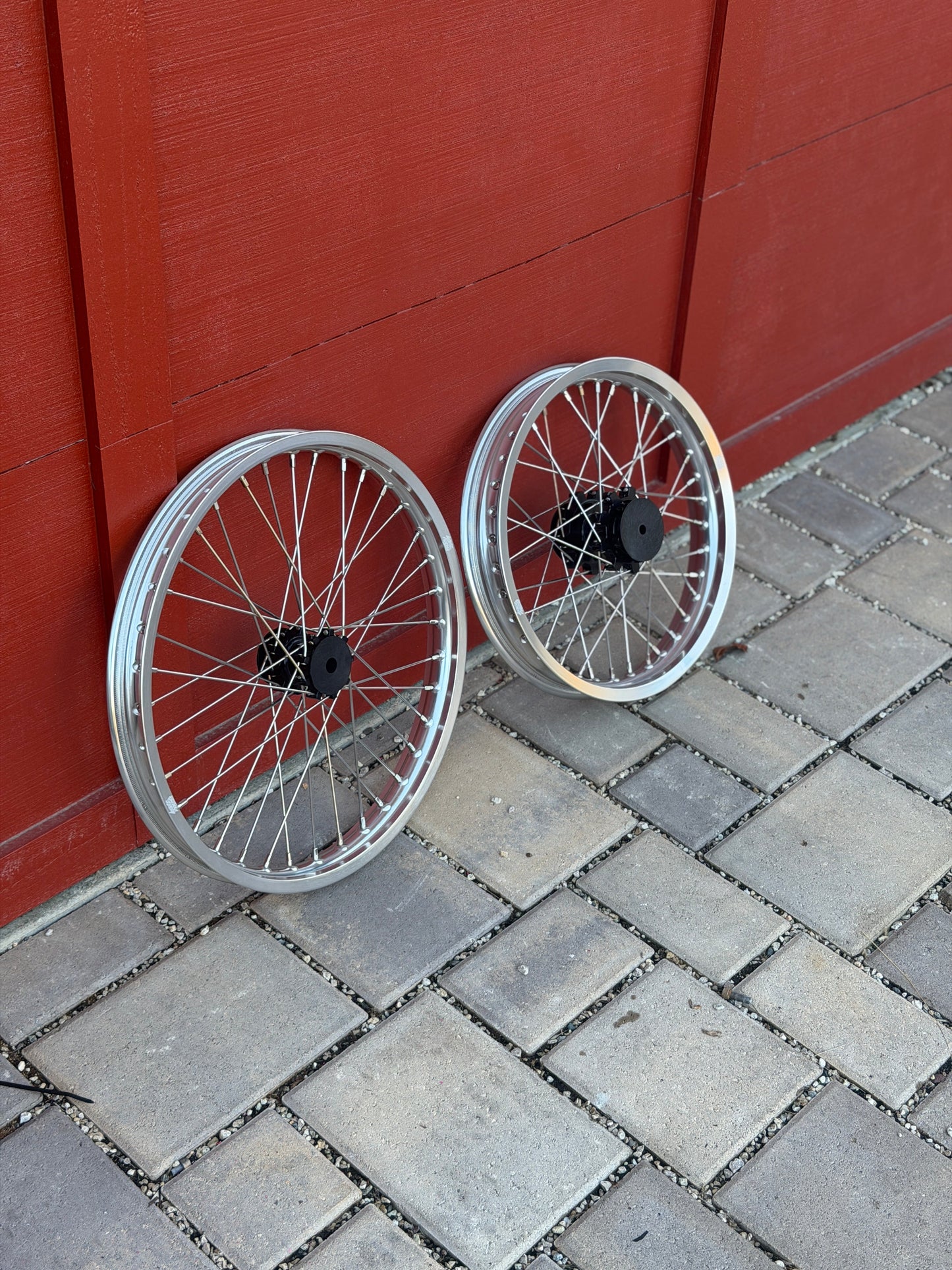 Rim Set 16/19 (Includes shipping)